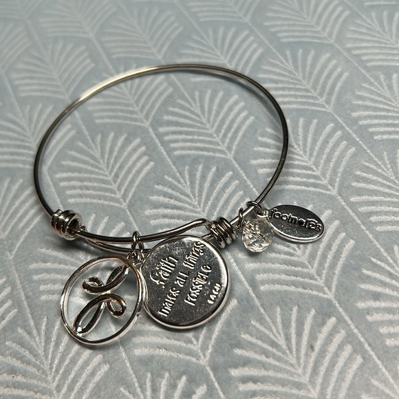 Foot notes silver charm bracelet - Picture 6 of 8